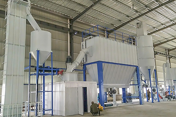 廣西大型石焦油制粉現場_上?？评鹂?></div>
								<h4>廣西大型石焦油制粉現場_上海科利瑞克</h4>
							</a>
						</li>
						
						<li>
							<a href=